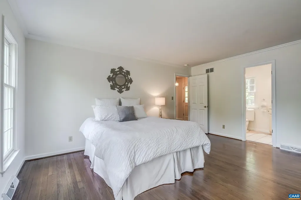 3665 Country Lane Charlottesville VA 22901