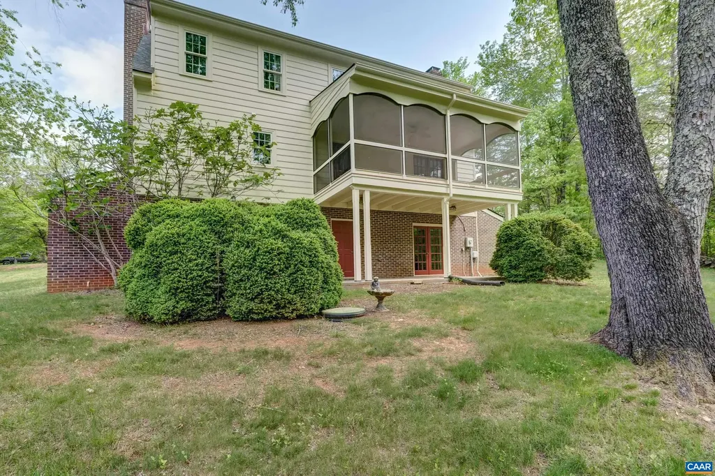 3665 Country Lane Charlottesville VA 22901
