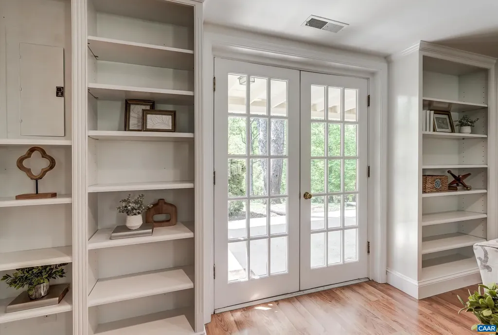 3665 Country Lane Charlottesville VA 22901