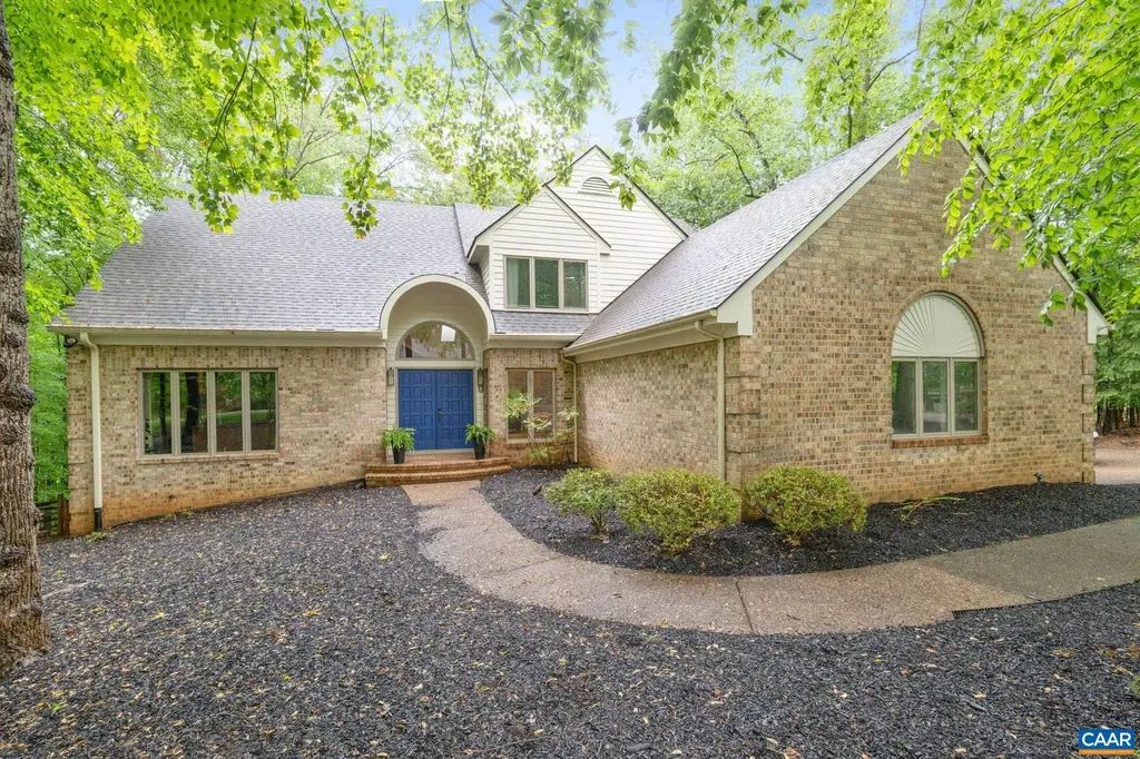 1070 Blackburn Bluff Charlottesville VA 22901