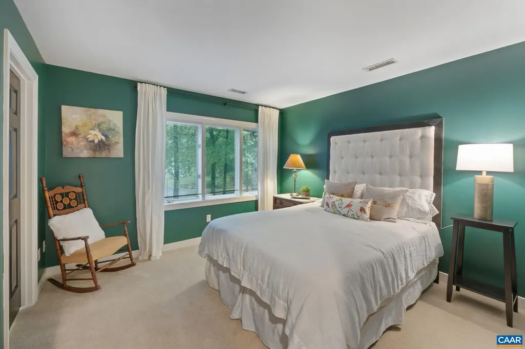 1070 Blackburn Bluff Charlottesville VA 22901