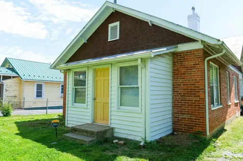 126 Park Boulevard Staunton VA 24401