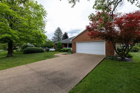 845 Quince Drive Rockingham VA 22801