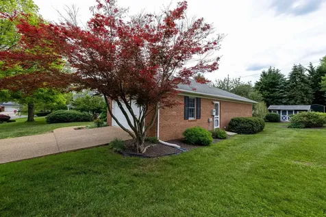 845 Quince Drive Rockingham VA 22801