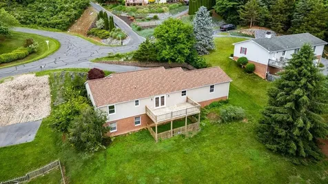 163 Valley View Avenue Mount Sidney VA 24467
