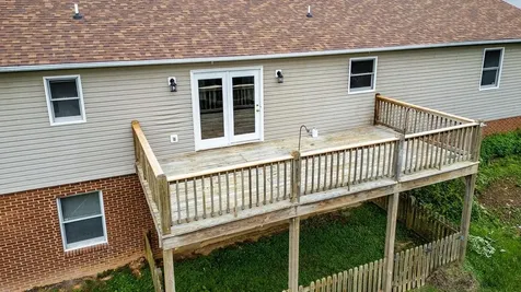 163 Valley View Avenue Mount Sidney VA 24467