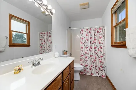 163 Valley View Avenue Mount Sidney VA 24467