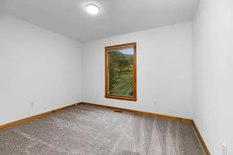 163 Valley View Avenue Mount Sidney VA 24467