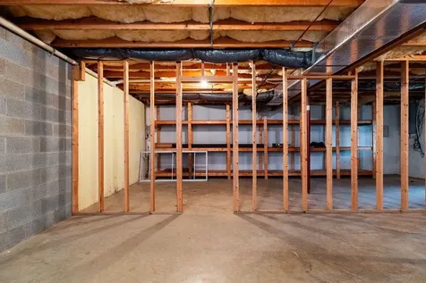 163 Valley View Avenue Mount Sidney VA 24467