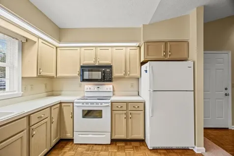 127 Emerald Drive Harrisonburg VA 22801