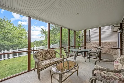 127 Emerald Drive Harrisonburg VA 22801