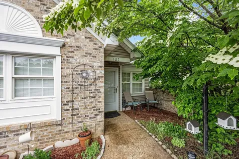 127 Emerald Drive Harrisonburg VA 22801
