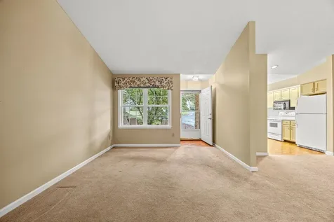 127 Emerald Drive Harrisonburg VA 22801