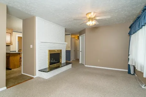 404 3rd Street Grottoes VA 24441