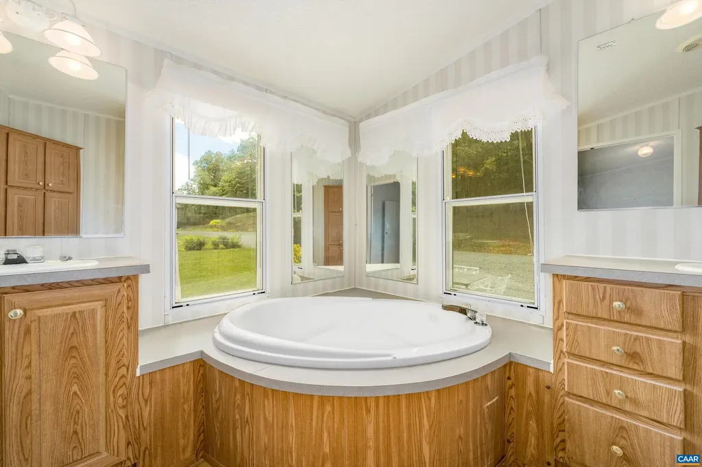 2547 Ponderosa Trail Charlottesville VA 22903