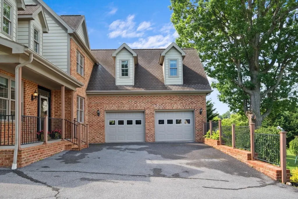 109 Leavel Court Bridgewater VA 22812