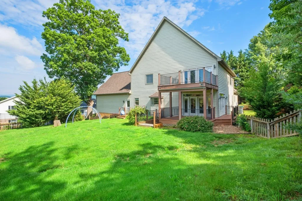 109 Leavel Court Bridgewater VA 22812