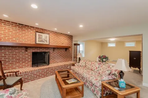 225 Divot Drive Harrisonburg VA 22802