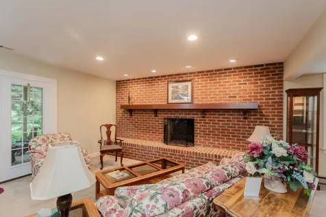 225 Divot Drive Harrisonburg VA 22802
