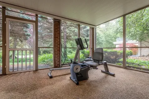 225 Divot Drive Harrisonburg VA 22802