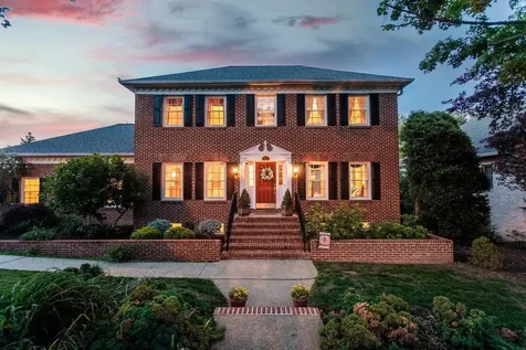 225 Divot Drive Harrisonburg VA 22802