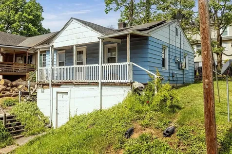 267 Shiloh Avenue Waynesboro VA 22980