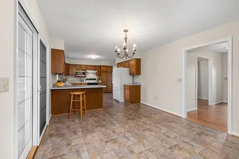 5 Granary Road Verona VA 24482