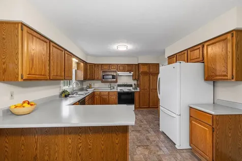 5 Granary Road Verona VA 24482