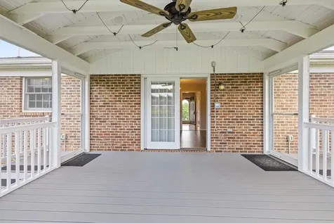 5 Granary Road Verona VA 24482
