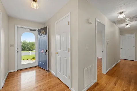 5 Granary Road Verona VA 24482