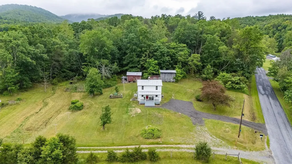 1702 Mill Lane Elkton VA 22827