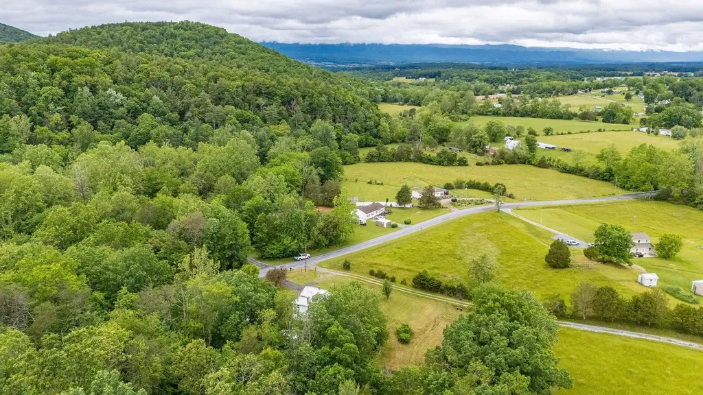 1702 Mill Lane Elkton VA 22827