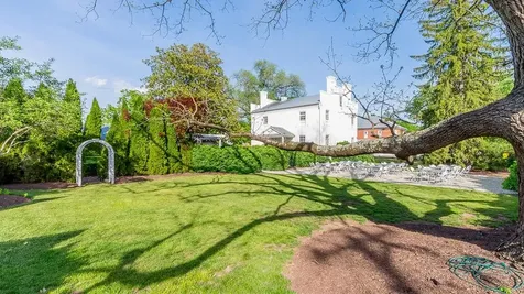 111 Main Street S Bridgewater VA 22812