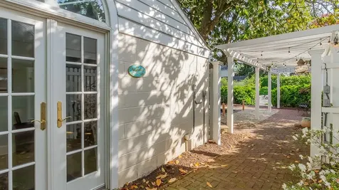 111 Main Street S Bridgewater VA 22812