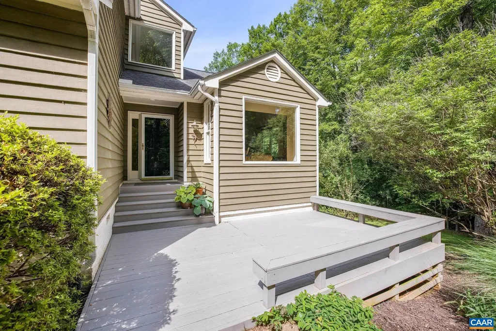 223 Fern Creek Lane Charlottesville VA 22911