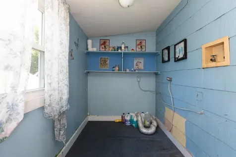 711 Eighth Street Shenandoah VA 22849