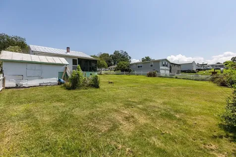 711 Eighth Street Shenandoah VA 22849