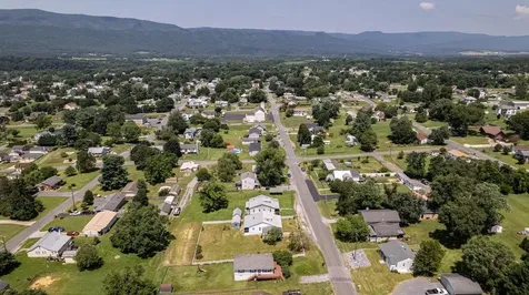 711 Eighth Street Shenandoah VA 22849