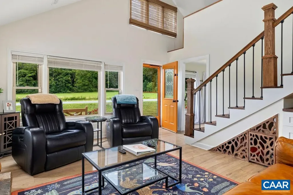 954 Beech Grove Road Roseland VA 22967