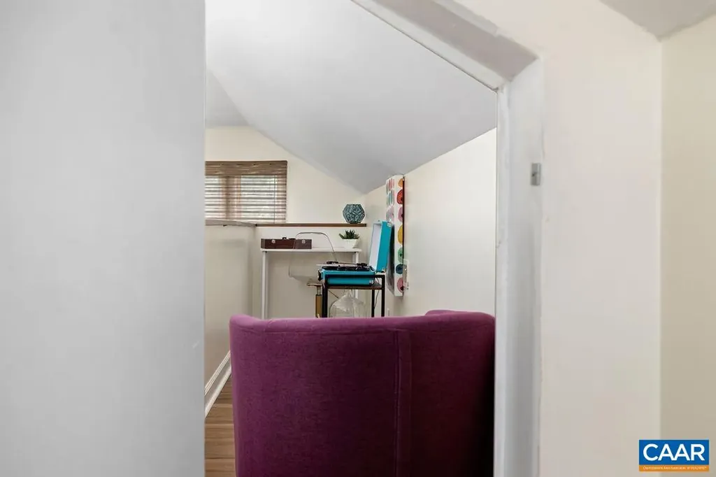 954 Beech Grove Road Roseland VA 22967