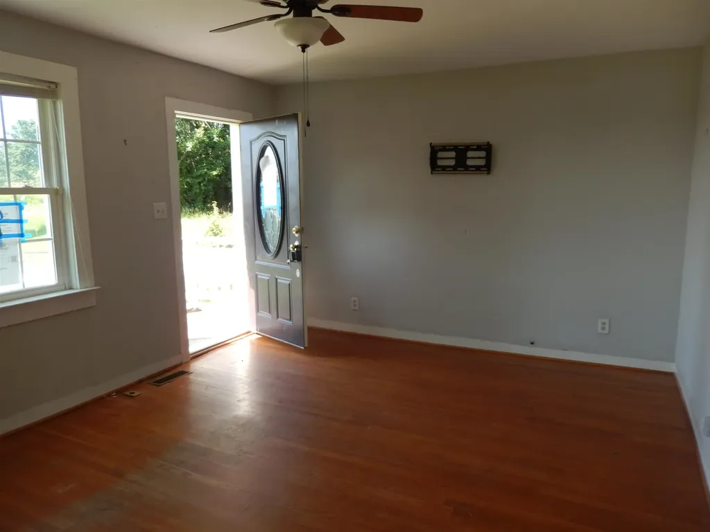 8445 James Monroe Highway Culpeper VA 22701