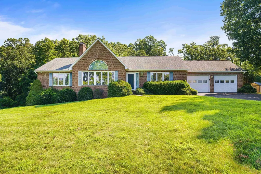 116 Taliaferro Drive Churchville VA 24421