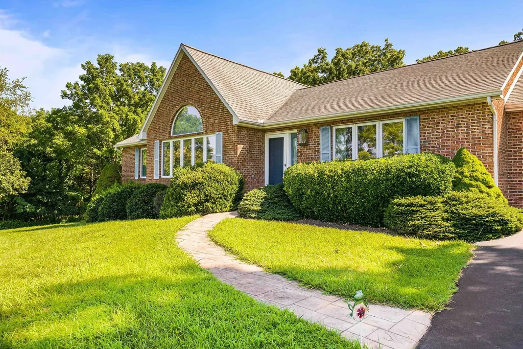 116 Taliaferro Drive Churchville VA 24421