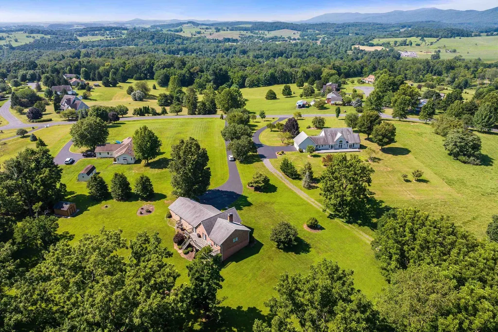 116 Taliaferro Drive Churchville VA 24421