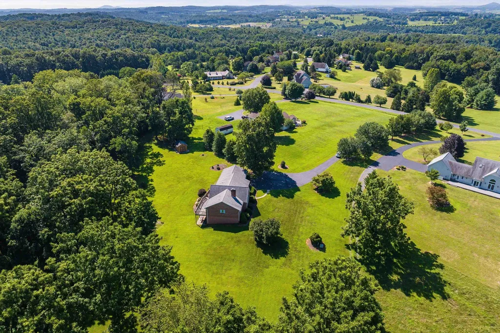 116 Taliaferro Drive Churchville VA 24421