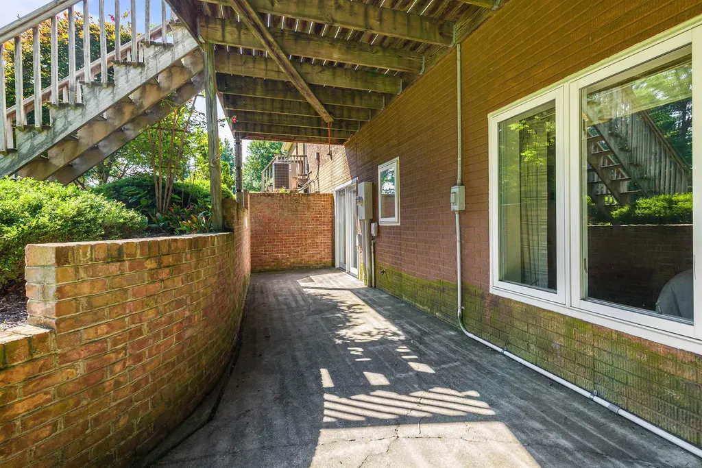 116 Taliaferro Drive Churchville VA 24421