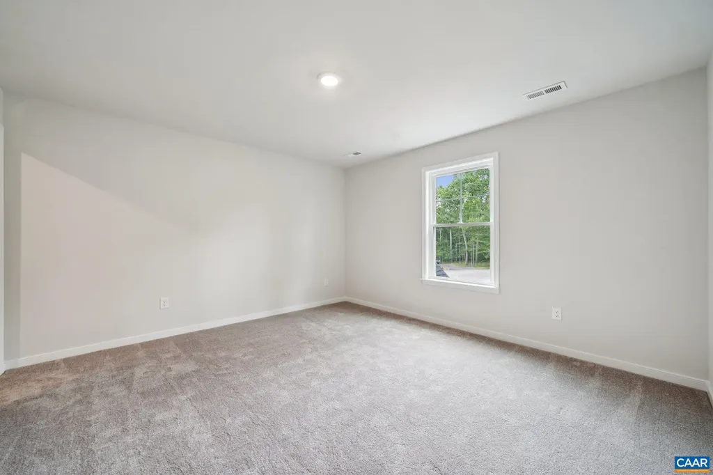 465 Glenmore Lane Keswick VA 22947