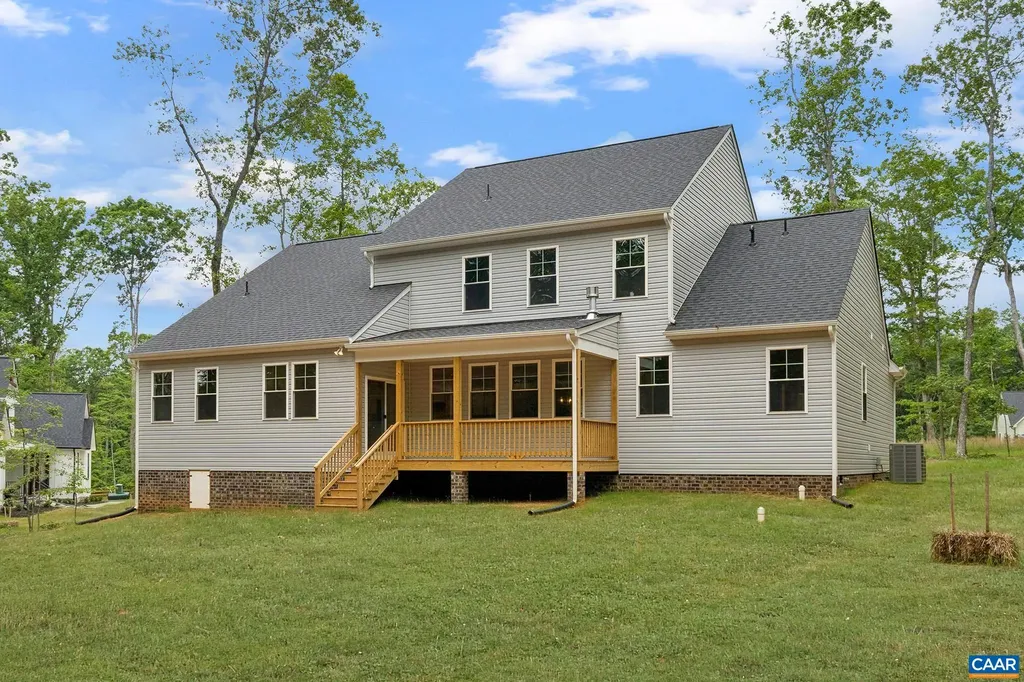 465 Glenmore Lane Keswick VA 22947