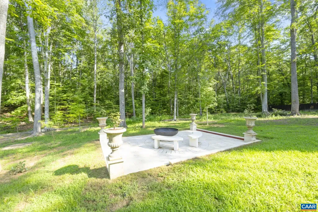 242 Bowlers Mill Lane Gordonsville VA 22942