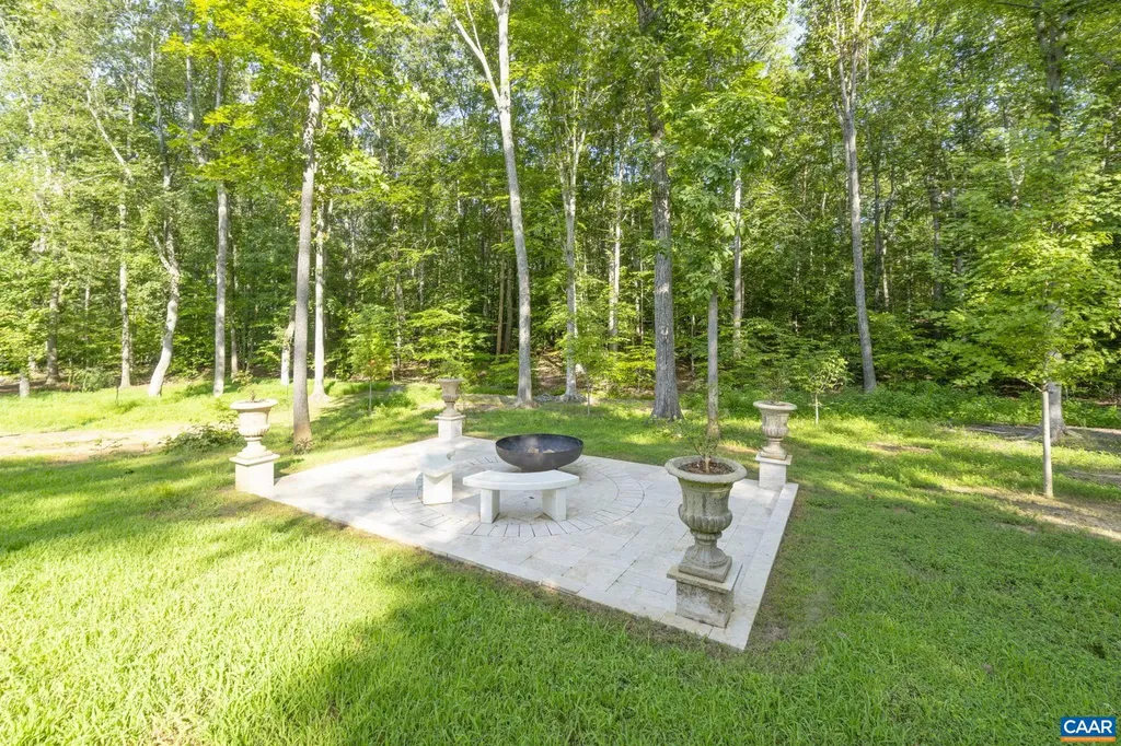 242 Bowlers Mill Lane Gordonsville VA 22942